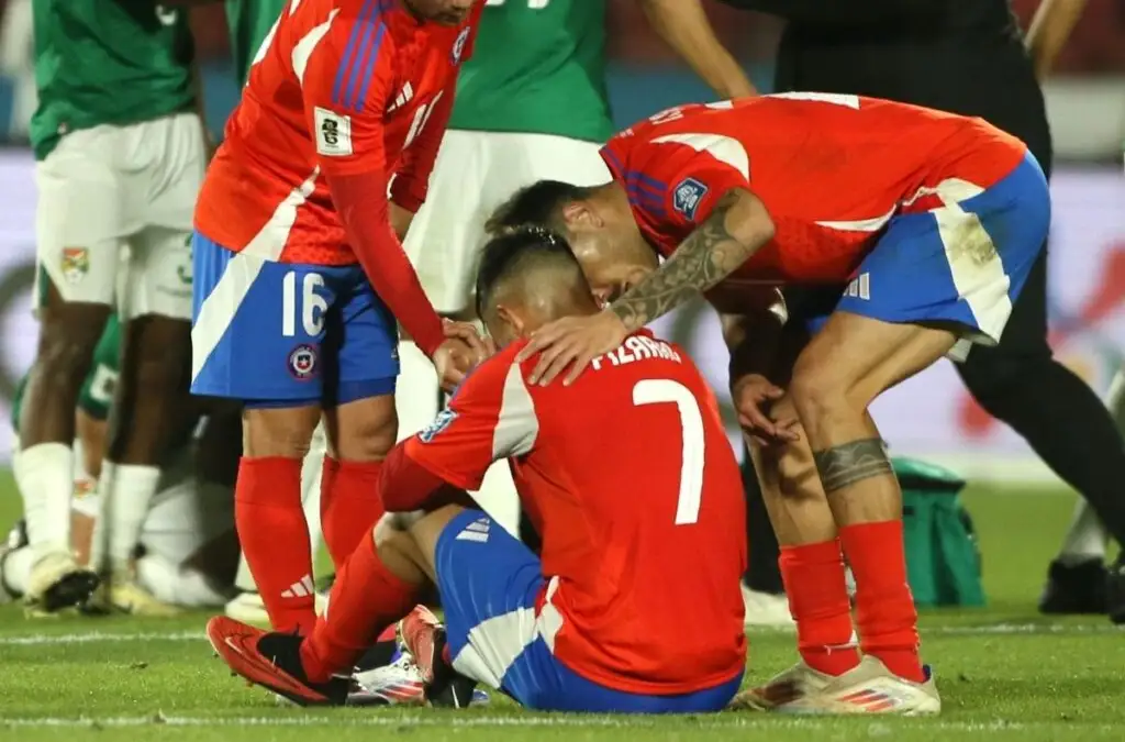A pesar de su lesión, Vicente Pizarro destacó en La Roja.