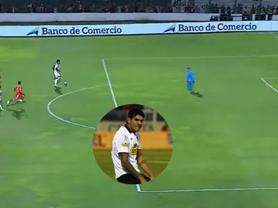 [VIDEO] ¡A las nubes! El ex Colo Colo Javier Toledo es protagonista en Argentina tras insólito gol que perdió ante River Plate