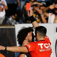 Informe arbitral revela la razón por la que Maximiliano Falcón fue expulsado ante Everton: Se anticipa fuerte sanción