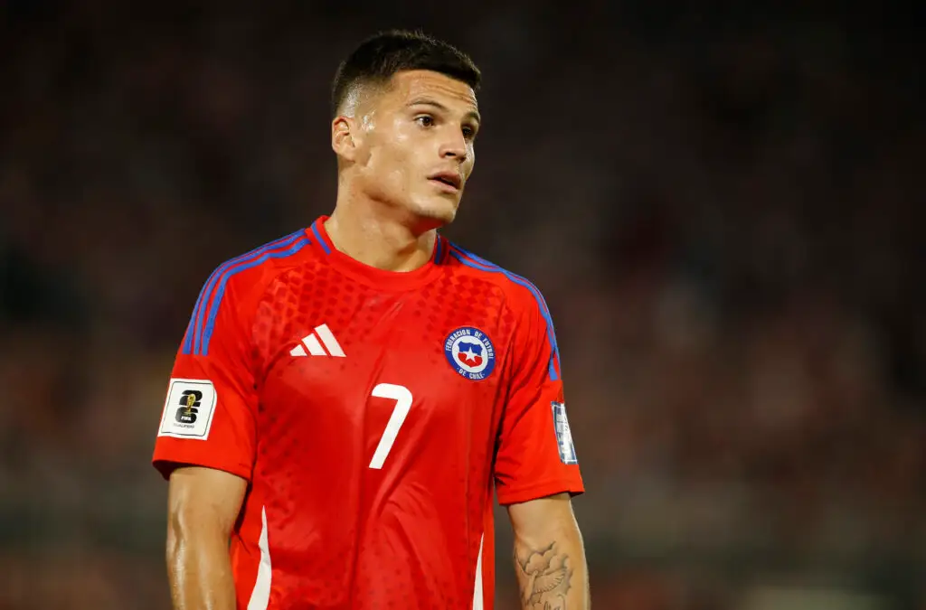 Lucas Cepeda será baja frente a Ecuador con La Roja y ante Palestino con Colo-Colo.