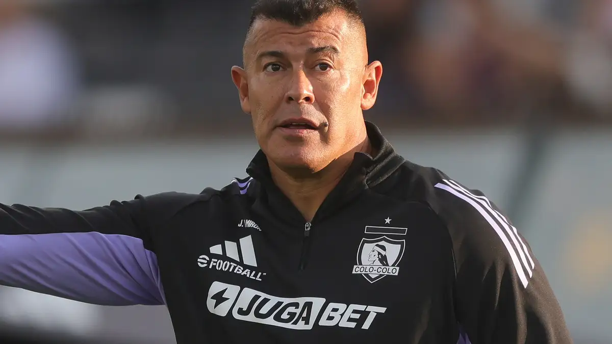 Jorge Almirón ensayó un esquema 4-4-2 para enfrentar a Deportes Limache.