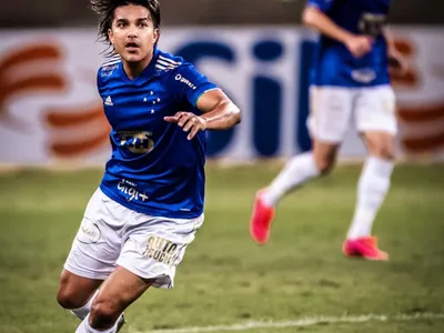 [Video] ¿Será su último gol por Cruzeiro? Moreno Martins le dio el empate a Cruzeiro