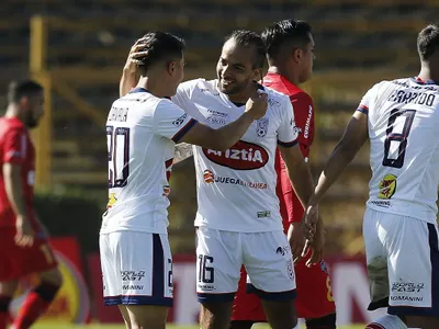 Mathías Vidangossy aconsejó a Colo-Colo sobre Cristián Zavala