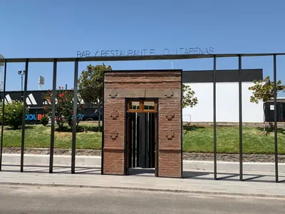 El origen de una pasión: CSyD Colo-Colo tiene fecha para inaugurar fachada de El Quitapenas en Pedrero