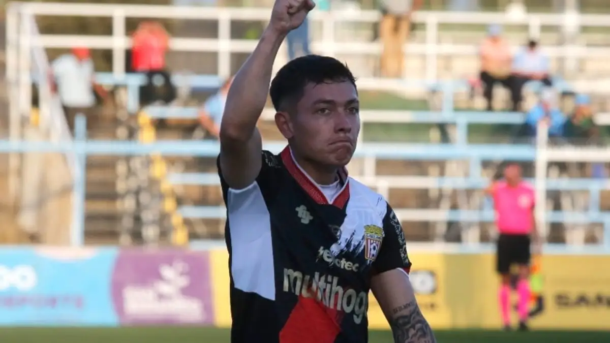 Cristián Zavala tiene muchos pretendientes que buscan llevárselo de Colo-Colo.