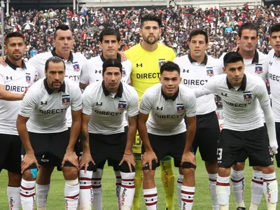 «Rendiría más que Pavez»: Hinchas piden el retorno de canterano de Colo-Colo que brilla en el extranjero