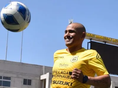 Dupla de cracks: San Luis se refuerza con otro ex Colo-Colo para conformar un ataque de miedo con Humberto Suazo