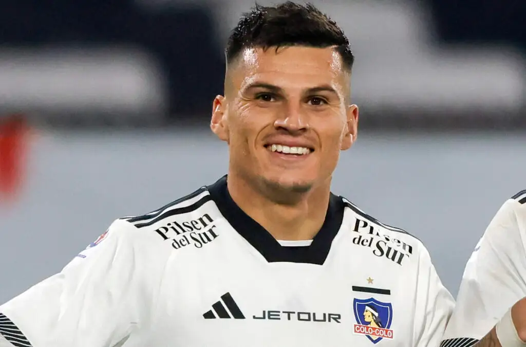 Lucas Cepeda podría ser titular en Colo-Colo ante Deportes Santa Cruz.