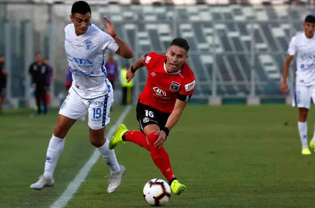 Colo-Colo enfrentó a Godoy Cruz en la Noche Alba 2020.