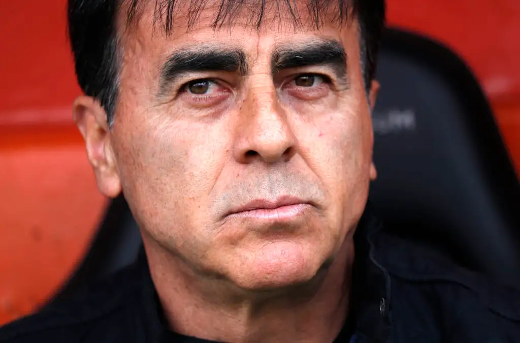 Eligen a Gustavo Quinteros como el reemplazante de Eduardo Berizzo en La Roja