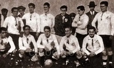 Primera formación de Colo-Colo.