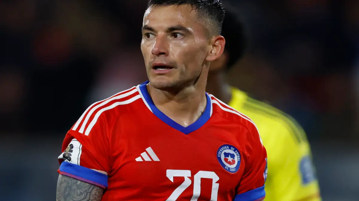 El ex seleccionado nacional fue presentado como nuevo refuerzo de la U.