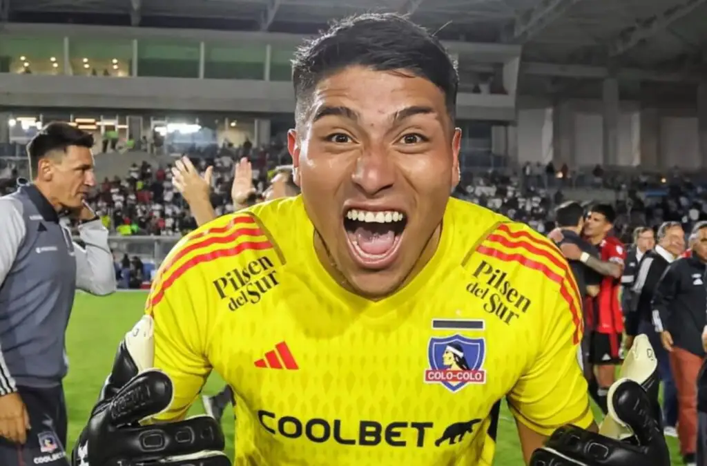 Brayan Cortés sería el portero titular de Colo-Colo para enfrentar a Deportes la Serena.