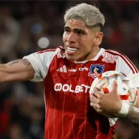 ¿Se salva? La observación que podría permitir la presencia de Carlos Palacios en Colo-Colo