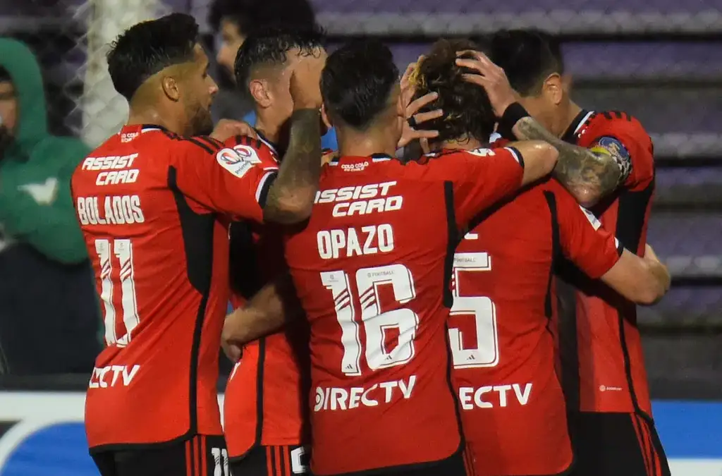 Colo-Colo podría sufrir la salida de algunos jugadores en los próximos días.
