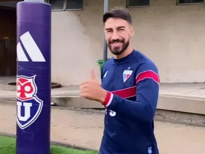 Juan Martín Lucero volvió a Chile con Fortaleza y se luce entrenando en el Centro Deportivo Azul