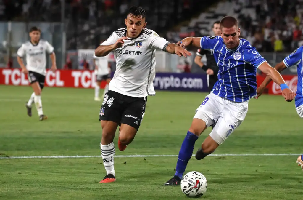 Vicente Pizarro durante el partido de Copa Libertadores contra Godoy Cruz.