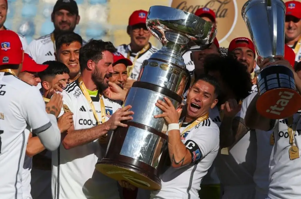 El Cacique es el último campeón de campeones del fútbol chileno.