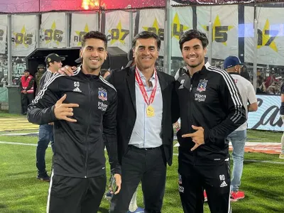 ¿Y si te llama Morón? Hijo de Gustavo Quinteros destaca en partido de fútbol con indumentaria de Colo-Colo