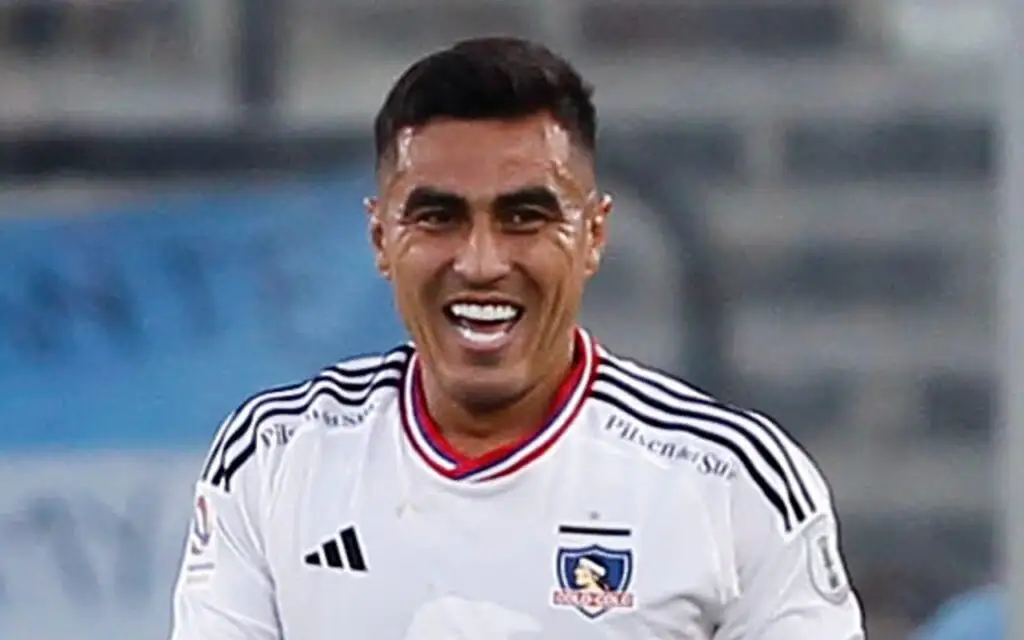 Darío Lezcano no se mueve de Colo-Colo por el momento.