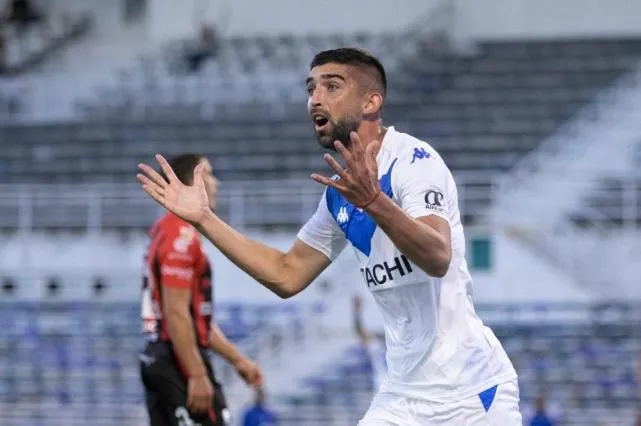 Emiliano Amor dio positivo para coronavirus en Vélez - LA GACETA Tucumán