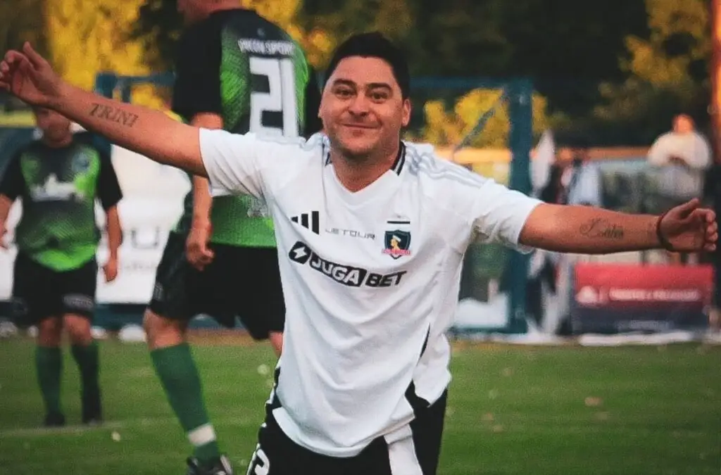 Manolete sigue rompiendo redes con el equipo Centenario del Popular.