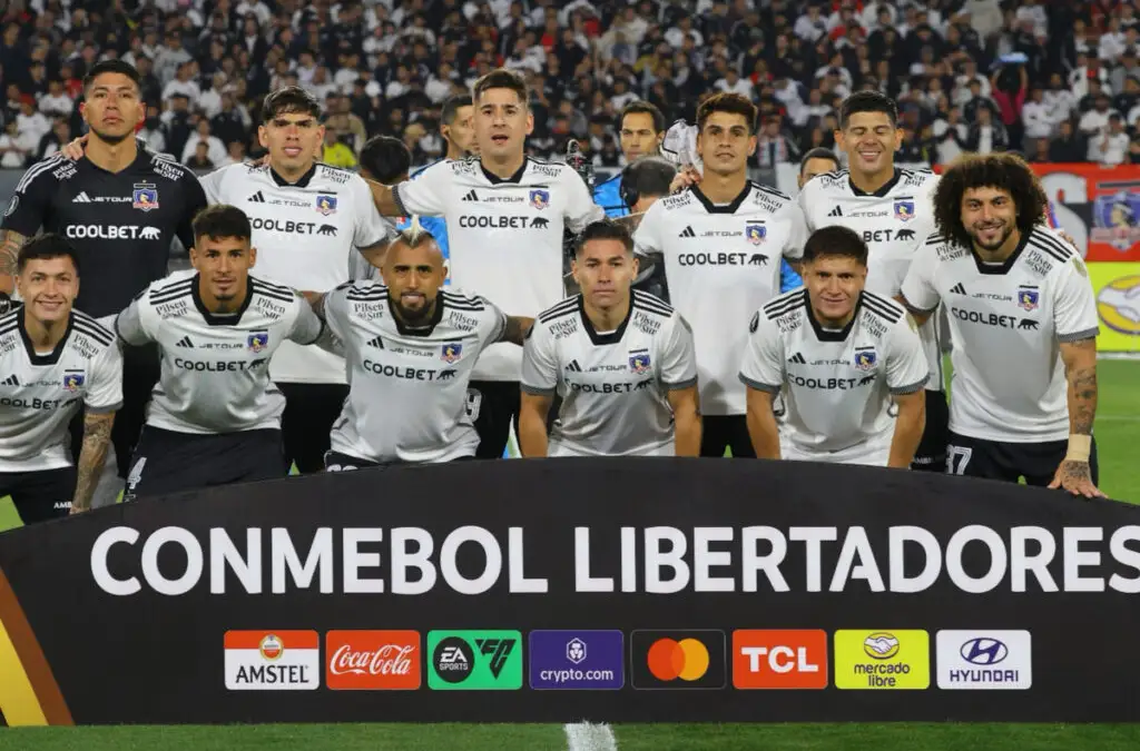 Colo-Colo podría ser sancionado por la Conmebol.