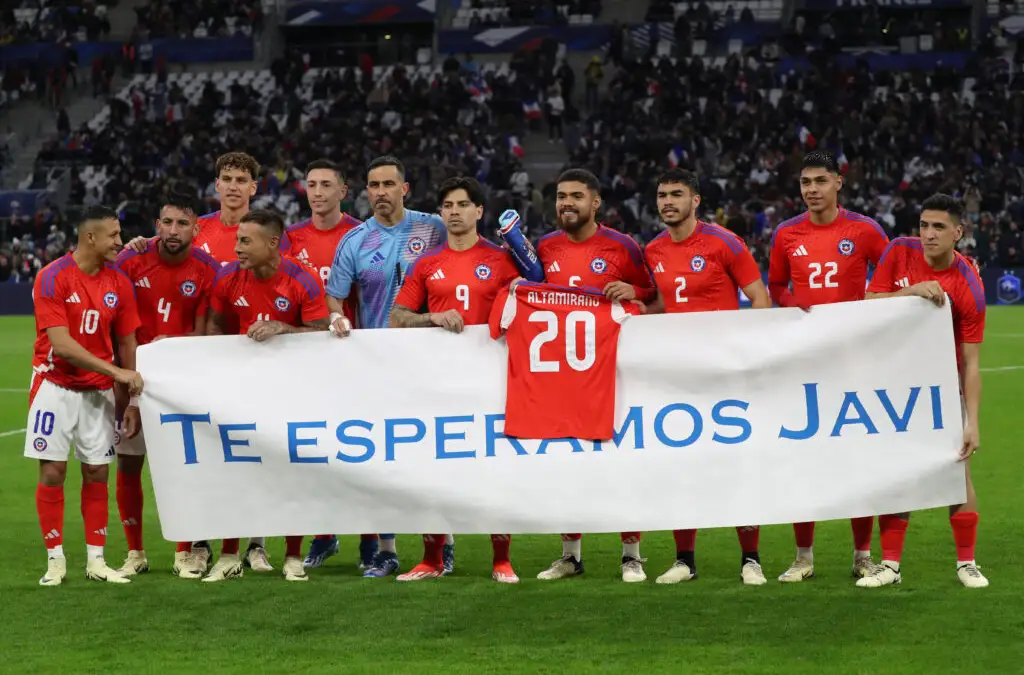 Selección Chilena en el partido amistoso contra Francia.