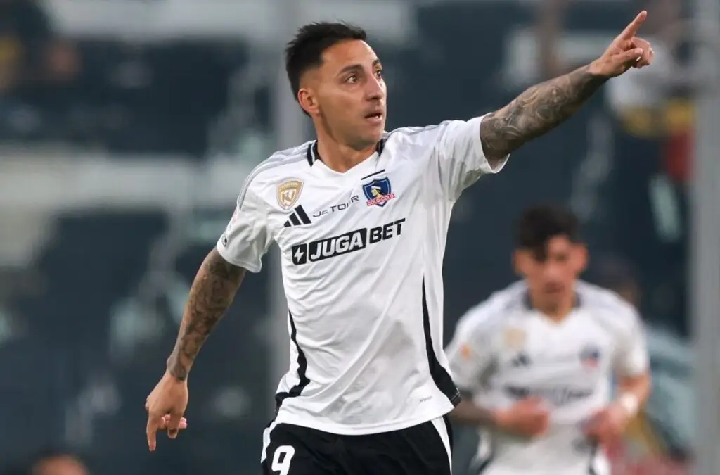 Javier Correa llegará con riesgo de suspensión para enfrentar a Audax Italiano.