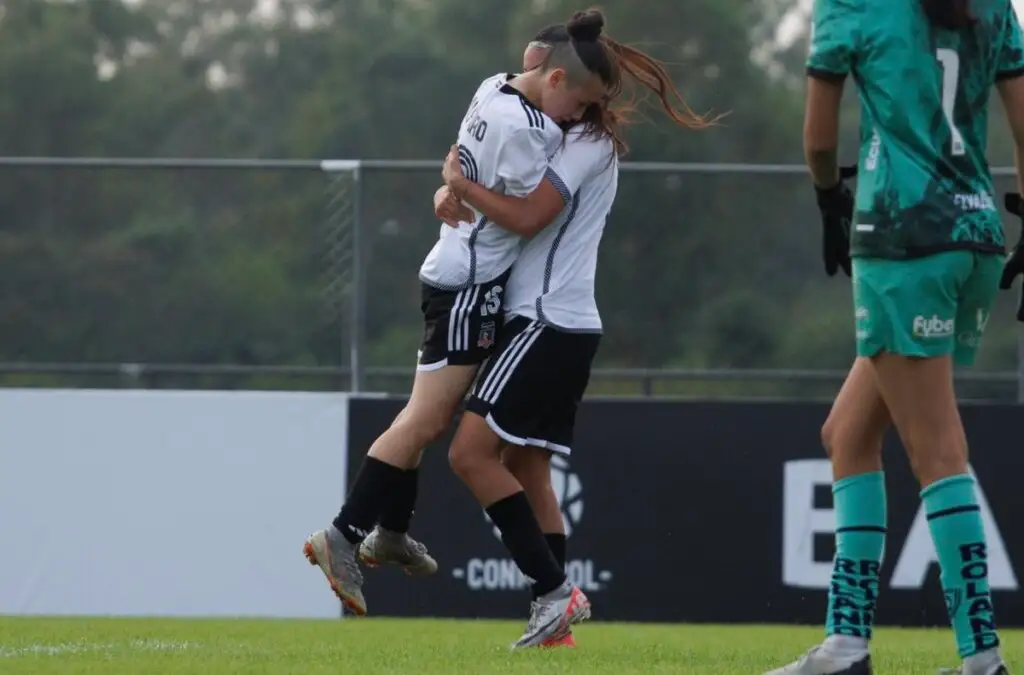 Geraldine Mardones anotó el 1 a 1 parcial para Colo-Colo frente a Independiente del Valle.