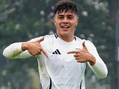 Bruno Torres: El prometedor defensor que pide una oportunidad con doblete en Colo-Colo Sub-18