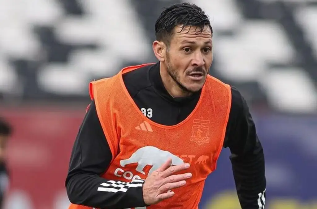 Ramiro González quedó fuera del duelo entre Colo-Colo y Deportes Santa Cruz.