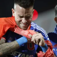 Hinchas de Colo-Colo lapidan a Matías Zaldivia tras suspensión para el Superclásico: «Lo hizo adrede»