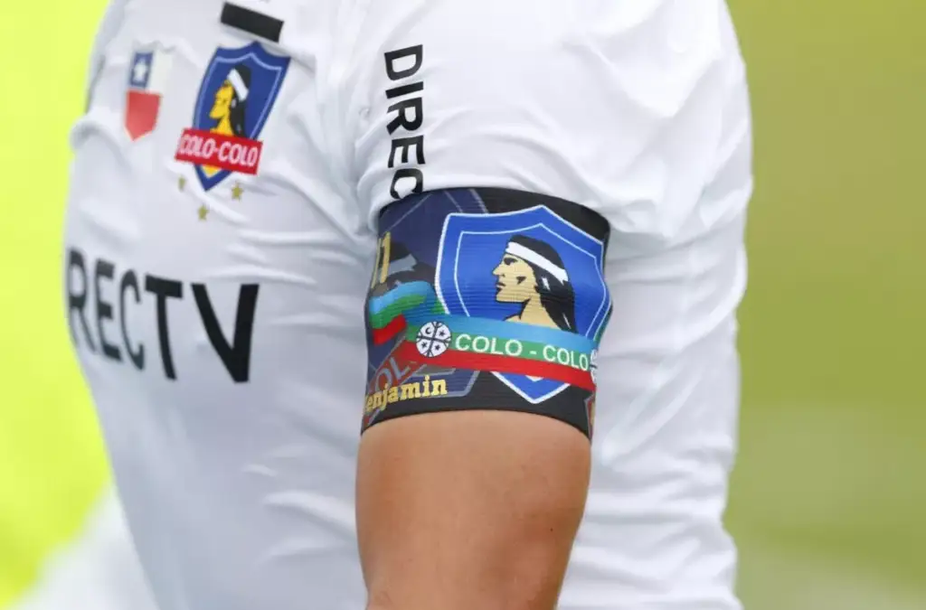 La capitanía de Colo-Colo no es un tema fácil, según Claudio Borghi.