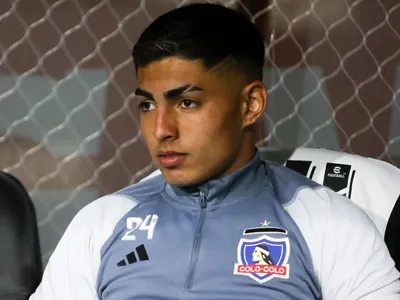 Se oponen a posible castigo para Jordhy Thompson y exigen ayuda urgente a Colo-Colo: «Todos hemos cometido errores»