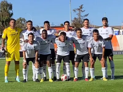 Hinchas albos llenan de críticas a la defensa de Colo-Colo y piden a gritos el ingreso de Maximiliano Falcón