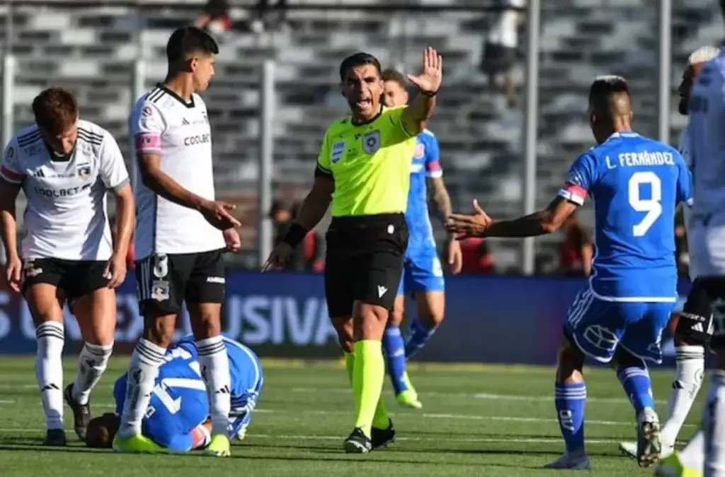 Colo-Colo deberá resolver desde este Superclásico el minutaje de los Sub-21.