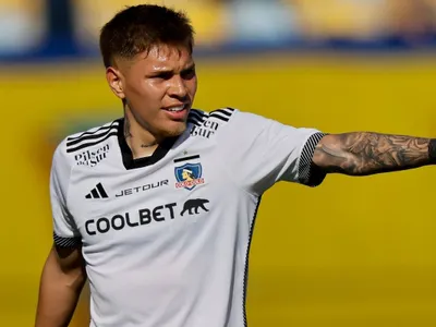 Uno menos: Lucas Soto es baja en Colo-Colo y podría perderse lo que resta de la temporada