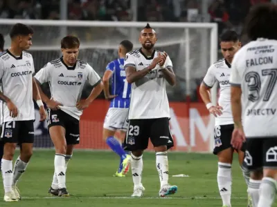 Durísimo golpe para ByN: Colo-Colo será sancionado en Copa Libertadores