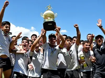 Tu cantera es nuestro orgullo: Colo-Colo Sub-20 se proclamó campeón en Brasil