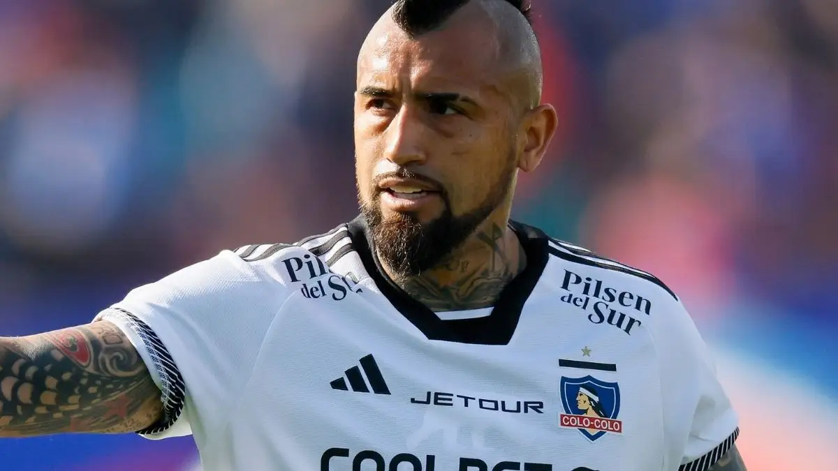 Arturo Vidal se perdería los siguientes cuatro partidos de Colo-Colo.