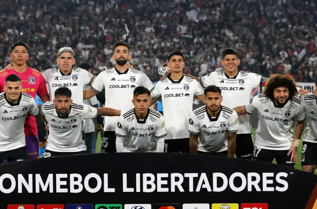 Colo-Colo buscará la clasificación a cuartos de final de la Copa Libertadores frente a Junior de Barranquilla.