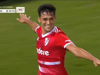 [VIDEO] Pablo Solari es figura en River Plate y le marcó un golazo a la «U» en amistoso en Argentina