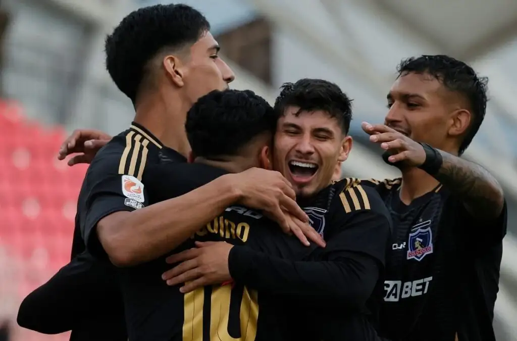 Colo-Colo derrotó a Unión San Felipe por Copa Chile.