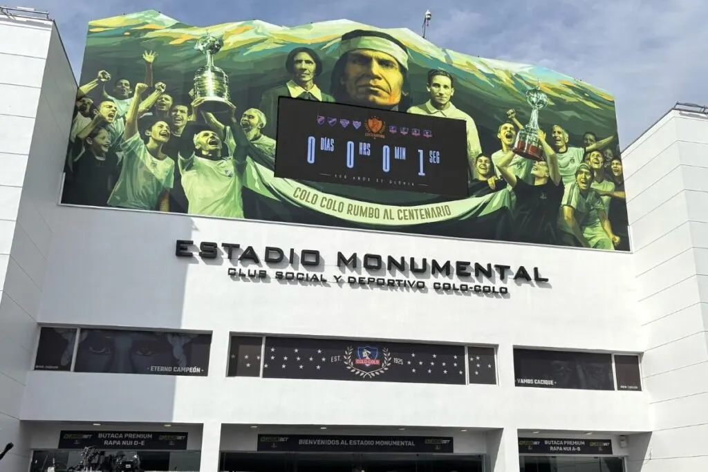 Estadio Monumental 19 de abril.