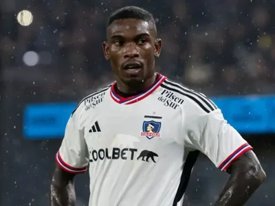 Hinchas de Colo-Colo llenan de críticas a Fabián Castillo por su partido ante O’Higgins: «En el estadio es mil veces peor»
