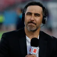 Claudio Bravo revela que jugador de Colo-Colo fue interés de Barcelona: «Tenían varios videos de él»