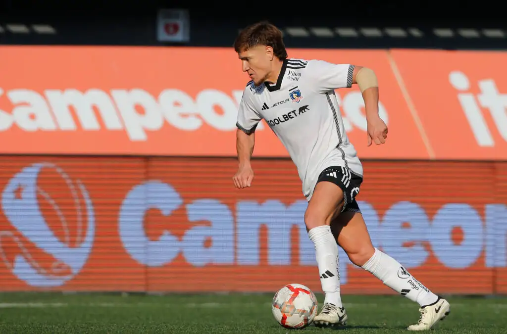 Leonardo Gil no tiene asegurada su renovación en Colo-Colo.