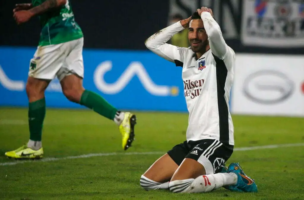 Juan Martín Lucero no se presentó a la pretemporada y todo hace indicar que partirá de Colo-Colo.