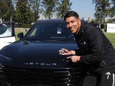 Fin a los rumores: Se aclaró el futuro de los autos que fueron entregados al plantel de Colo-Colo